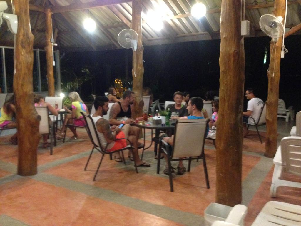 Sea Gate Beach Resort Thong Sala Esterno foto