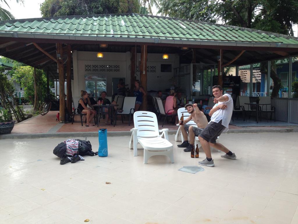 Sea Gate Beach Resort Thong Sala Esterno foto
